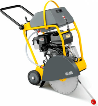 Резчик швов Wacker Neuson MFS-1350CE в прокат в Оренбурге. У нас лучшая цена за сутки! Возможность взять в аренду с выгодной скидкой до 40% при экспресс доставке 24/7. И помните, ночью стоимость еще дешевле на 30%! #арендапрокат #виброплита #выгодно